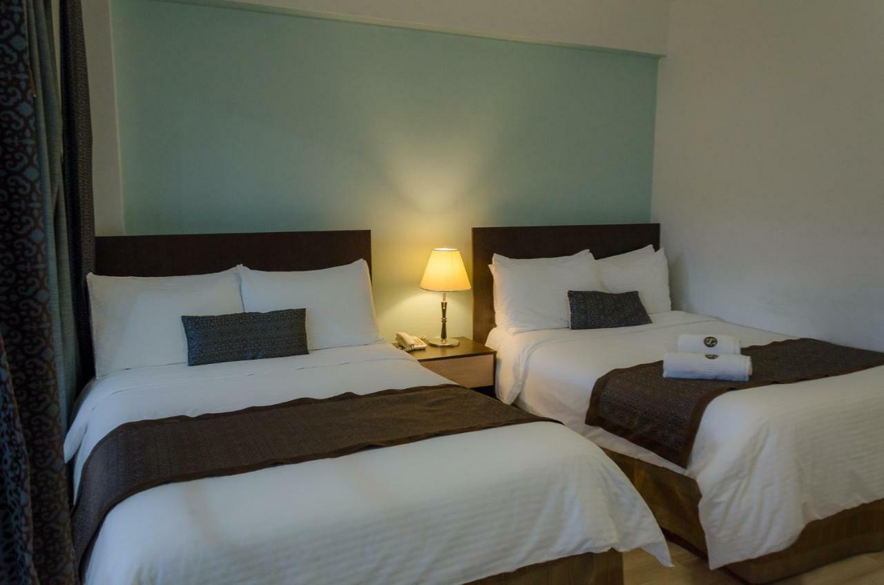 Hotel Shalom Риобамба Экстерьер фото