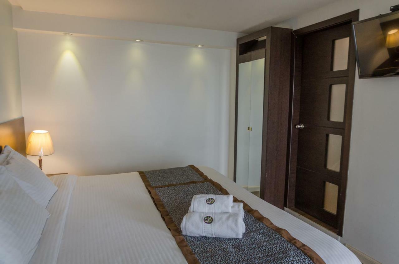 Hotel Shalom Риобамба Экстерьер фото
